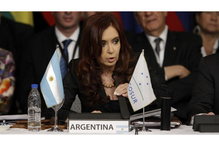 Cristina Fernández de Kirchner Presidenta de la República de la Argentina en la Cumbre de Presidentes del MERCOSUR