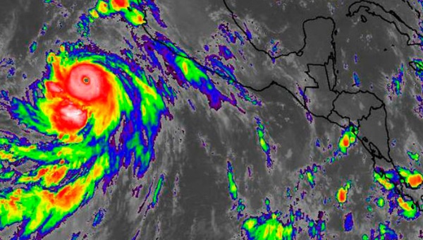 Huracán Marie se intensifica a categoría 4 en el Pacífico
