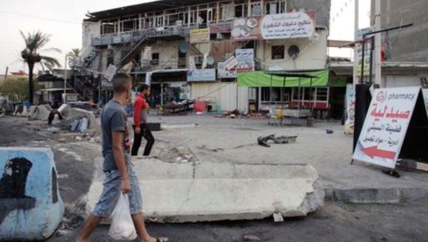 Atentado con carro bomba deja 10 muertos en Bagdad