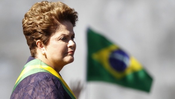 Máximas autoridades de universidades brasileñas respaldan reelección de Rousseff