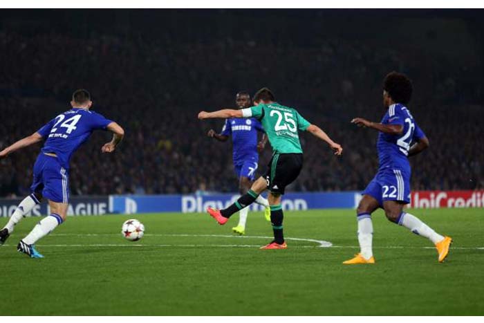 1-1. El Chelsea abre la 'Champions' con un empate ante el Schalke 04