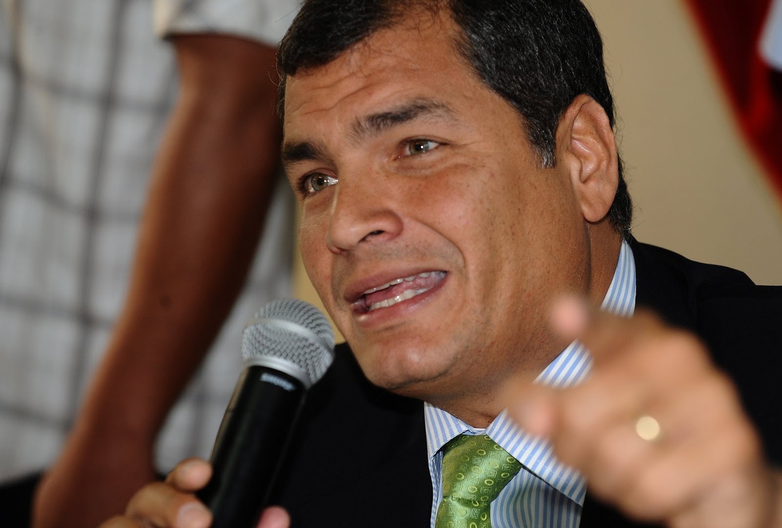 Rafael Correa condenó violencia opositora