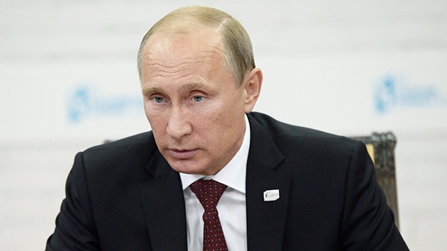 Putin: Algunos países utilizan su dominio en Internet con objetivos militares y políticos