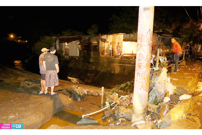 Fuerte aguacero deja severos daños en Managua
