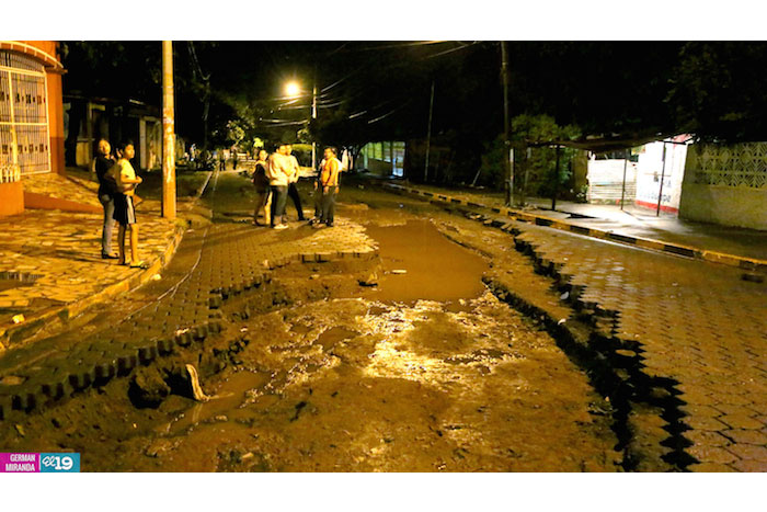 Fuerte aguacero deja severos daños en Managua