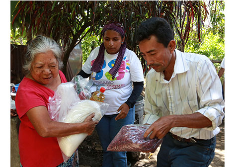 Familias de Ticuantepe saludan natalicio de Sandino con jornada de restitución de derechos