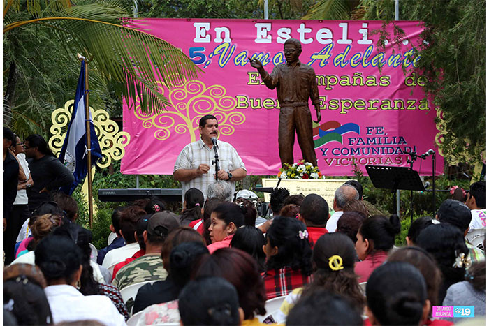 Juventud de Estelí comprometida con el legado de Leonel Rugama