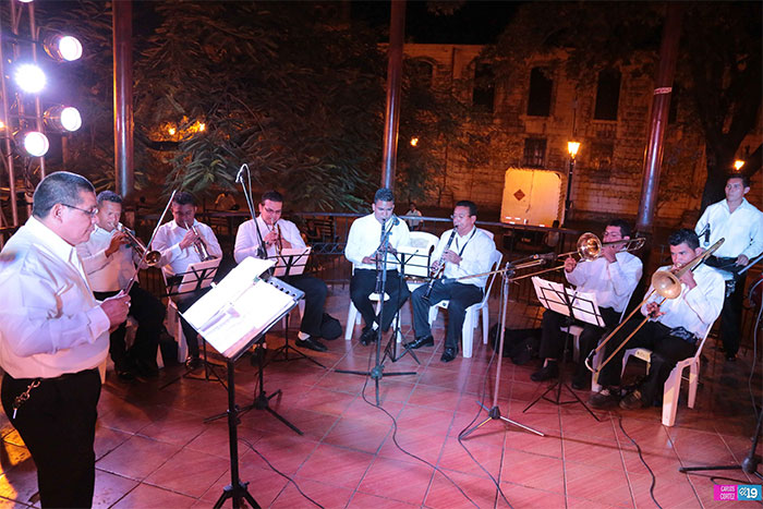 León realiza concierto de música filarmónica en honor a Rubén Darío
