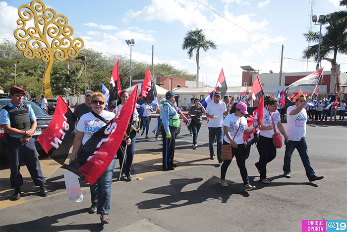 Mujeres nicaragüenses celebran su Día en distintos puntos de Managua