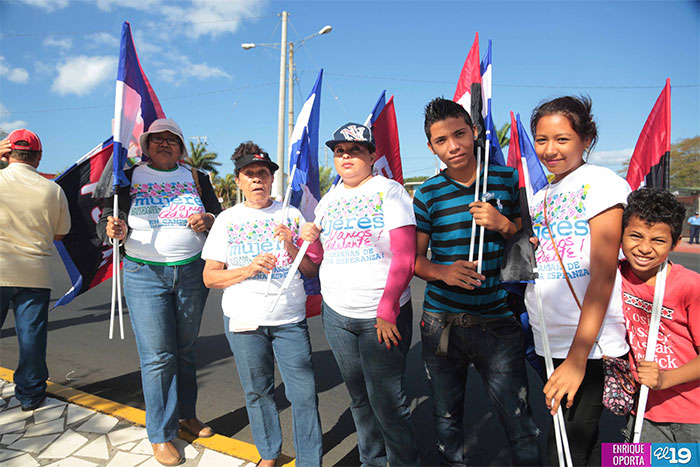 Mujeres nicaragüenses celebran su Día en distintos puntos de Managua