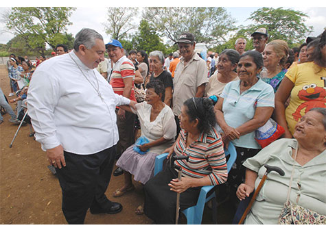 Alcaldía de Managua entrega Plan Techo a madrecitas del distrito V