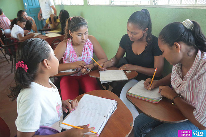 Secundaria a distancia, una esperanza para muchos jóvenes del campo