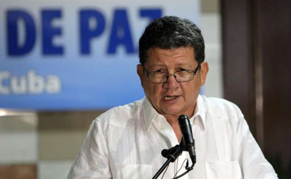 FARC: Es hora de reflexiones serenas y no de decisiones belicistas