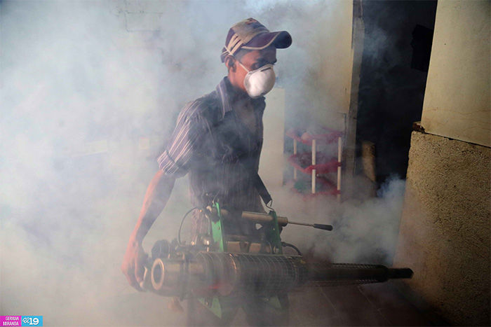 Minsa desarrolla jornada de fumigación en barrio Waslala