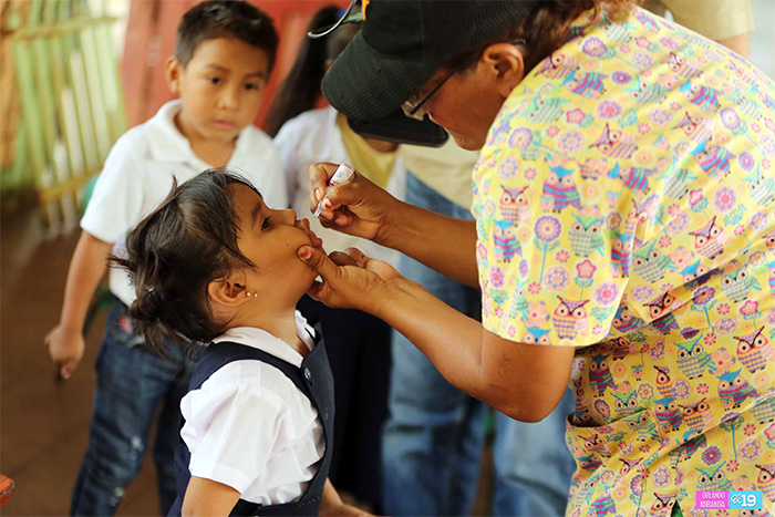 Minsa lleva jornada de vacunación a centros educativos de Nindirí