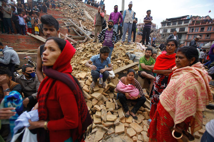 Terremoto de magnitud 7.9 estremece Nepal (FOTOS, VIDEO)