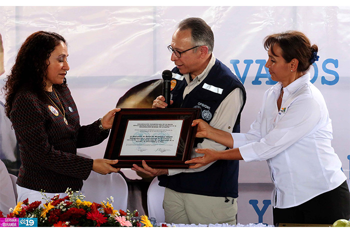 Entregan premio OPS de Inmunización a Nicaragua