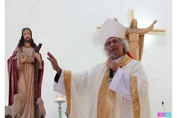 Cardenal Brenes celebra 'Domingo del Buen Pastor'
