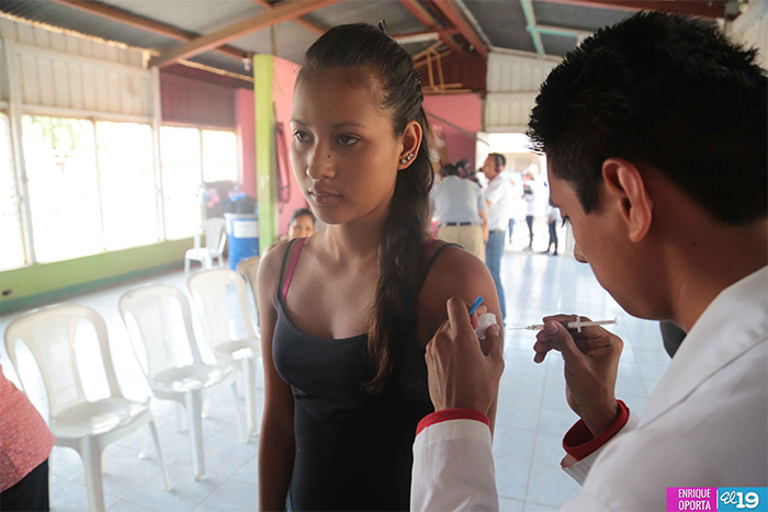 Continúa intensa jornada de vacunación en barrios de Managua