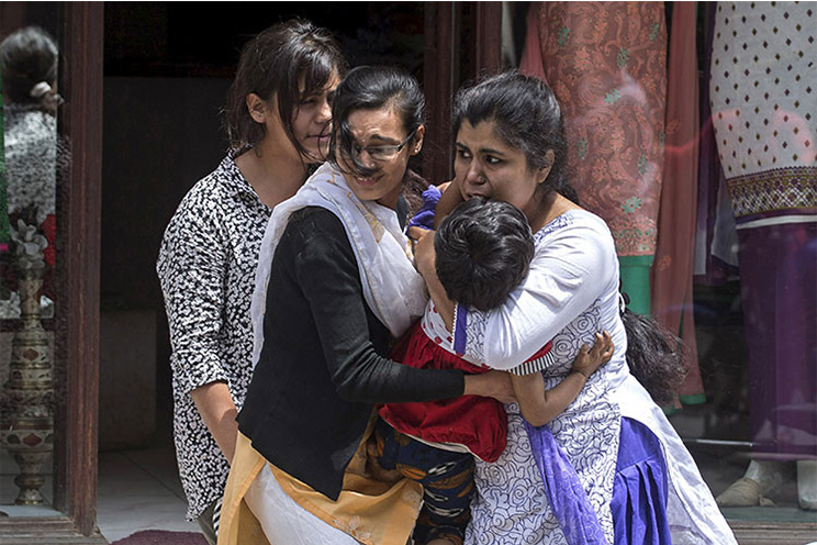 Nuevo terremoto de 7.3 en Nepal deja muertos y heridos
