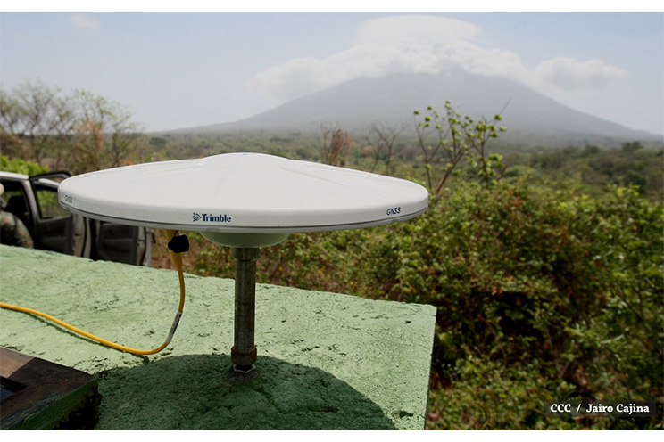 Ineter instala moderna estación en Ometepe para medir gases del Volcán Concepción
