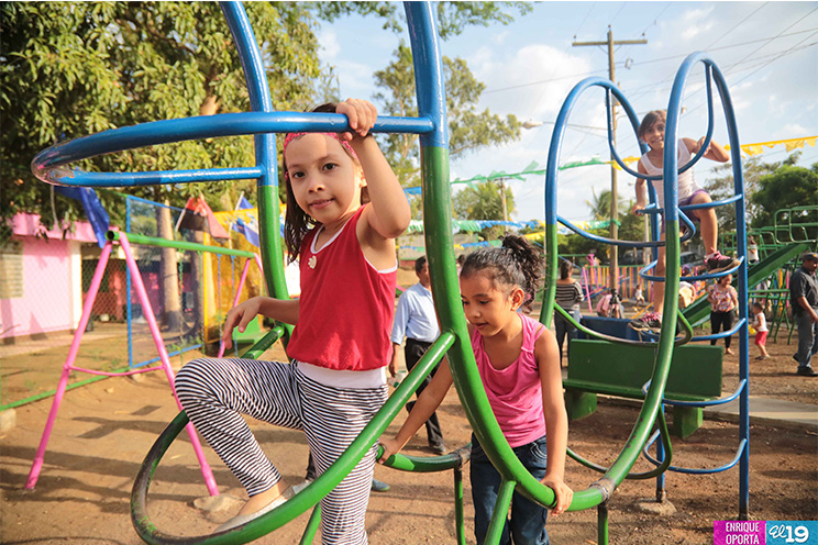 Inauguran Parque Infantil en Villa Libertad