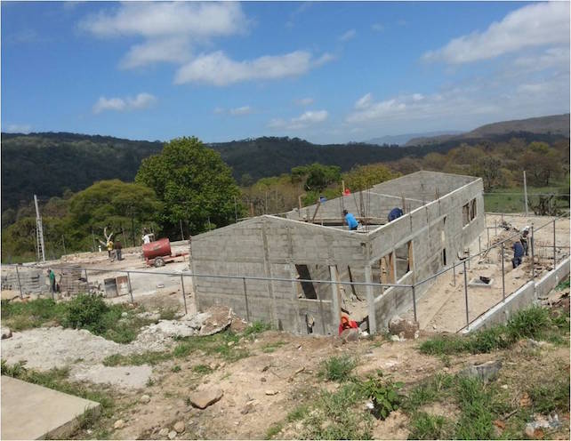 Madriz presenta informe de avance en construcción de CDI
