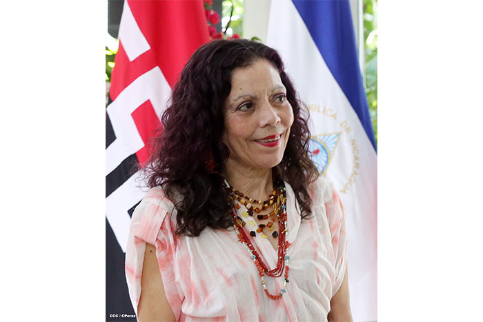 Rosario en Multinoticias (25 de Mayo de 2015)