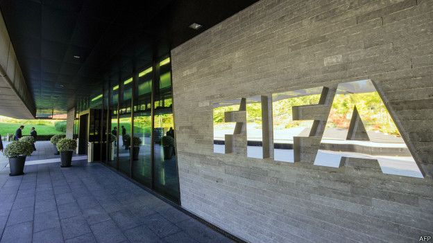 Dirigentes de la FIFA arrestados por cargos de corrupción