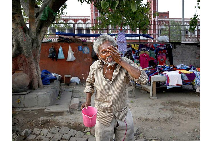India a la espera del monzón, mientras siguen las muertes por el calor extremo