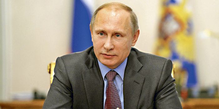 Putin felicita a Blatter por reelección en la FIFA