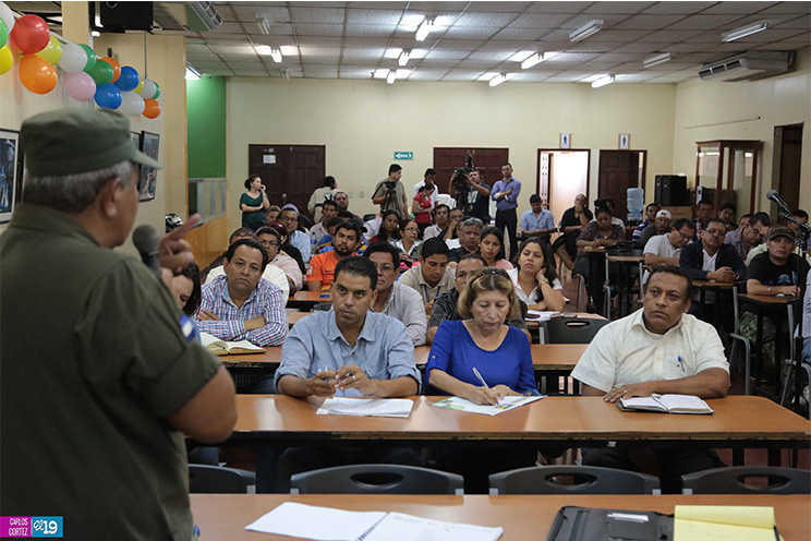 Alcaldes y secretarios políticos se preparan para llevar a cabo Simulacro Nacional ante terremotos y tsunami