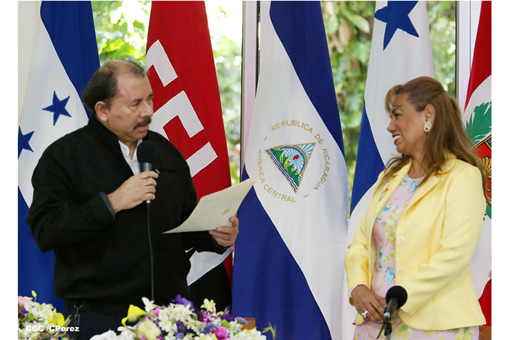 Presidente Daniel recibe cartas credenciales de embajadores de Ecuador, Honduras, Panamá y Perú