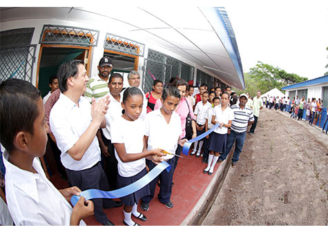 Comunidad de Condega estrena nueva escuela