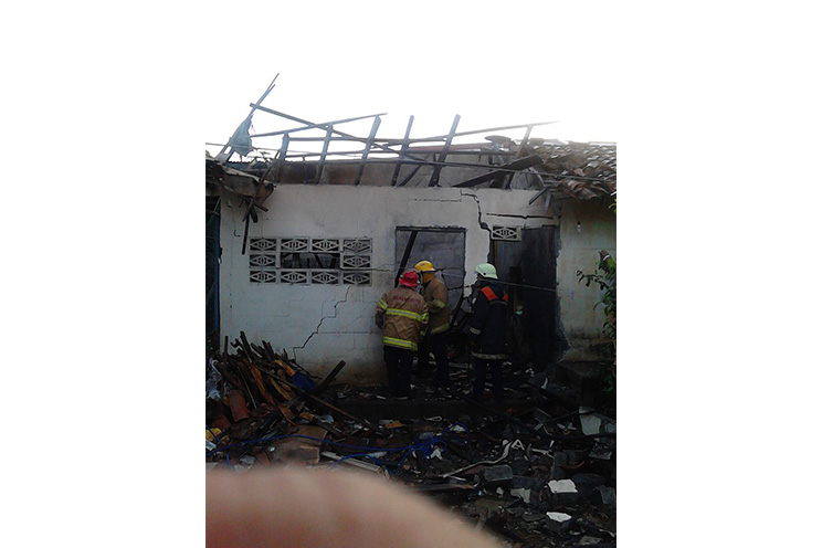 Morteros almacenados provocan explosión en barrio El Calvario de León