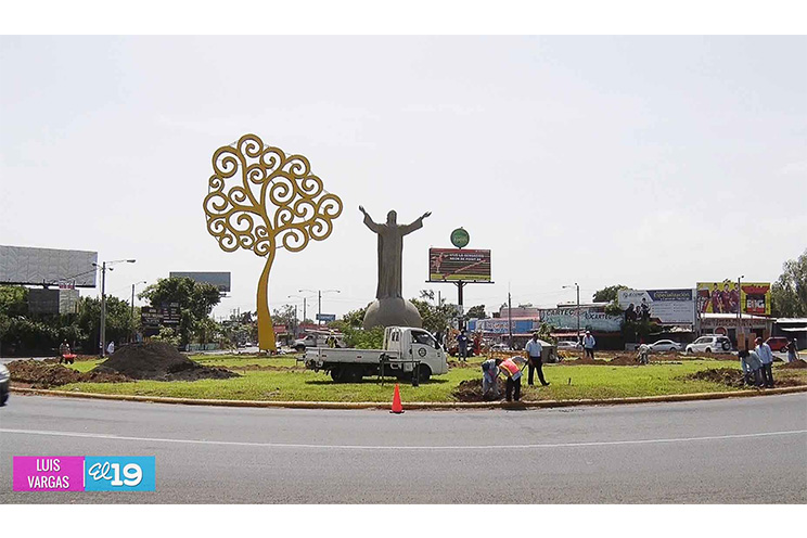 Alcaldía de Managua remoza rotondas de Cristo Rey y La Virgen  