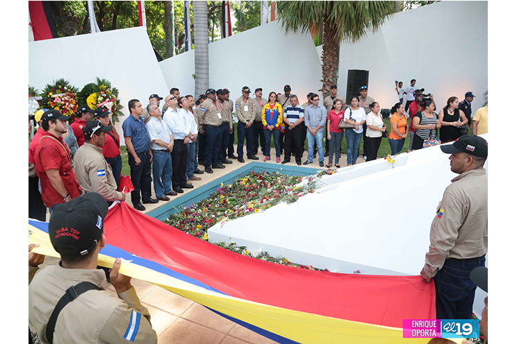 Comprometidos con el legado del Comandante Carlos Fonseca Amador conmemoran su natalicio