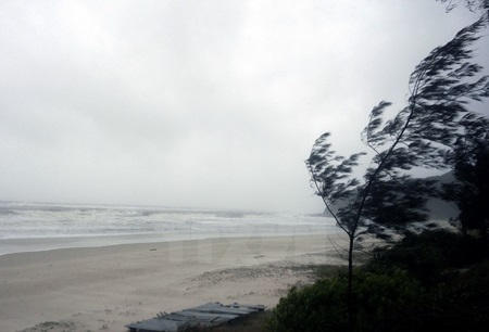 Tifón Kujira lleva lluvias torrenciales a Vietnam