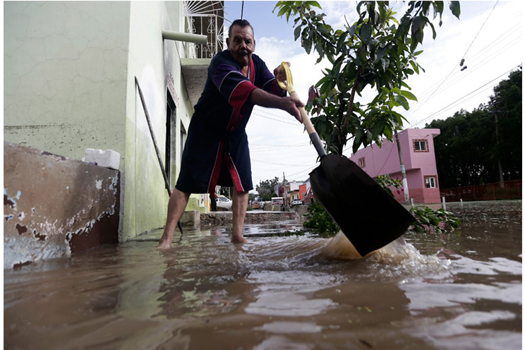 Lluvia deja más de 700 casas afectadas en México