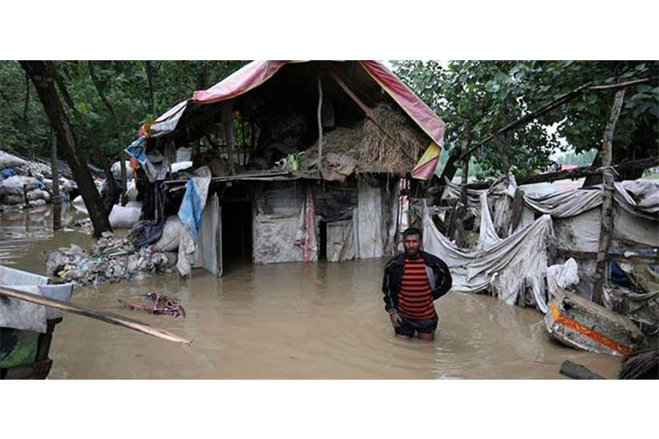 Más de 40 muertos debido a las lluvias torrenciales en oeste de la India