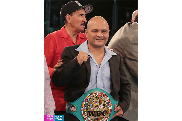 Velada boxística en homenaje al tricampeón Alexis Argüello