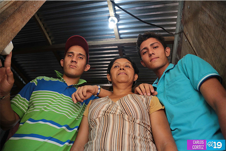 Pobladores de las comunidades de Chacra Seca ya cuentan con energía eléctrica
