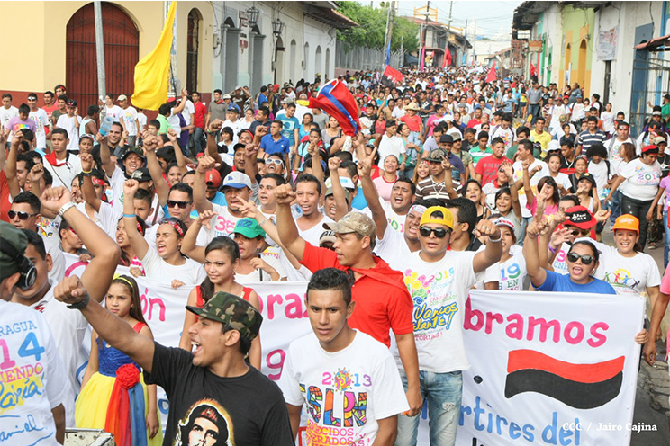 Leoneses reeditan toma del Fortín de Acosasco