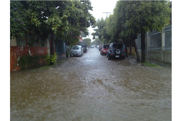 Onda Tropical 19 produce precipitaciones en todo el país