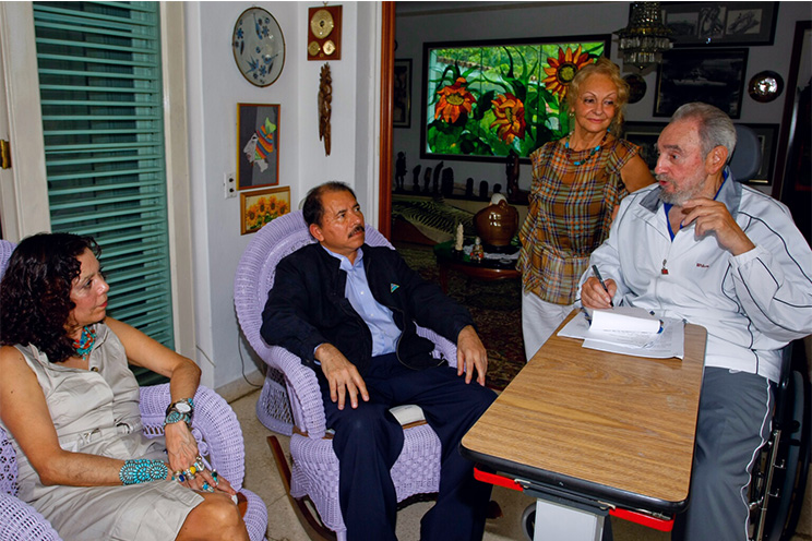 Daniel y Rosario saludan el pueblo y gobierno de Cuba por aniversario de la Gesta del Cuartel Moncada