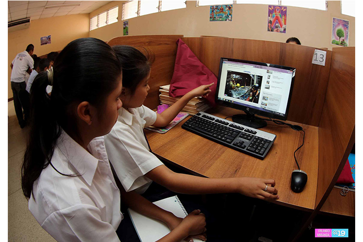 Gobierno avanza en la instalación de Aulas TIC