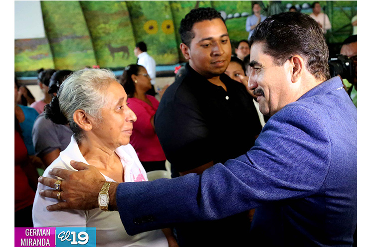 Familiares de Bernardo Tercero realizan culto en acción de gracias por concederle una nueva oportunidad de vida