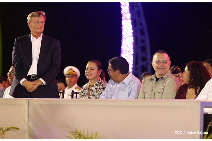 Presidente Daniel Ortega sostuvo encuentro con el fundador de Operación Sonrisa