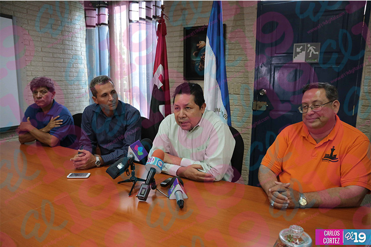 Comisionado Nacional de Ajedrez de Cuba se reúne con autoridades del Mined
