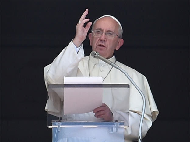 Papa Francisco llama a evitar la tragedia de inmigrantes en Europa